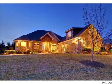 2415 Falcon Lane