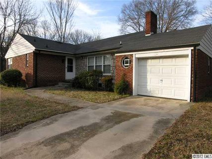 212 Logan Avenue sold home in Hartsell Estate, Concord, NC