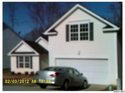 1323 Ben Livingston Road sold home in Homestead Glen, Charlotte, NC