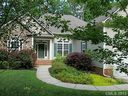 2715 Lakeview Circle sold home in Matthews, SC