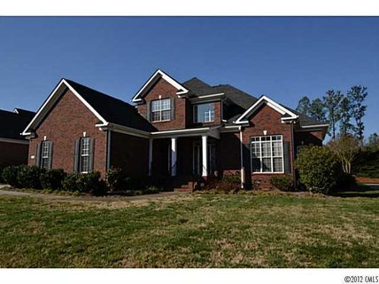 170 Lake Commons Drive sold home in Lake Club Commons, Rock Hill, SC