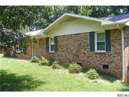 1600 Fleetwood Drive
