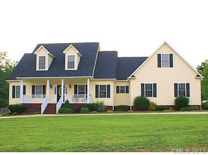 914 Little Brook Circle