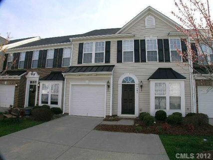547 Pate Drive sold home in Fairway Townhouses, Fort Mill, SC