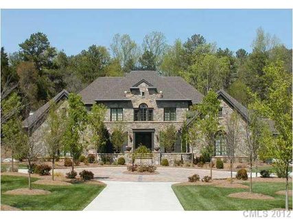8678 Arbor Oaks Circle