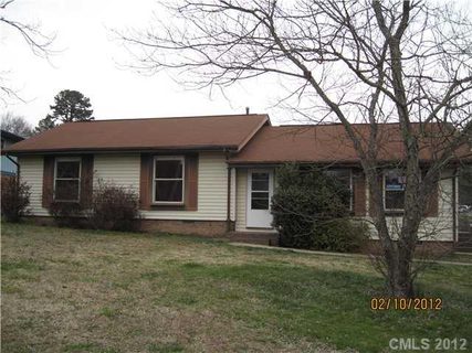 1406 Gaston Way Street