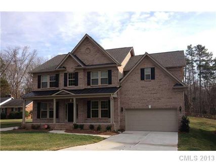 3805 Lakeside Drive 2B