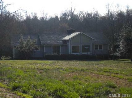 5018 Edith Oak Lane