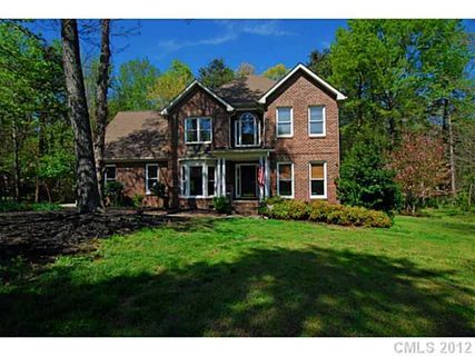 16530 Whispering Oaks Lane