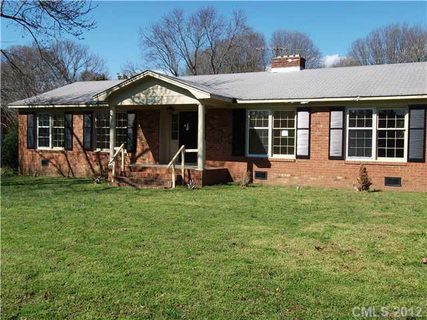 504 Sunnybrook Drive