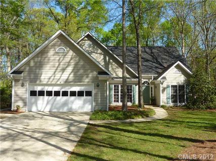 3724 Bon Rea Drive sold home in Cedarwood, Charlotte, NC