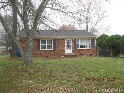 5000 Hillwood Court