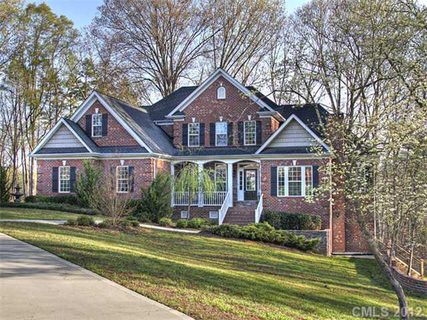 707 Bridgewater Drive