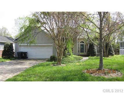 1364 Mistletoe Ridge Place