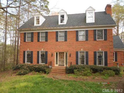 1137 Carole Court