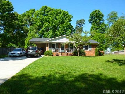 110 Holly Drive