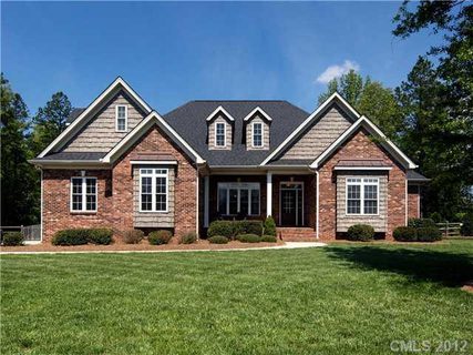 790 Cedar Hill Lane
