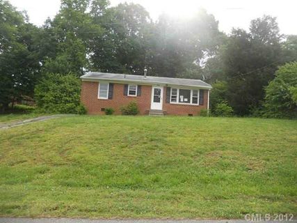 2834 Douglas Drive sold home in Idlewild Park, Gastonia, NC