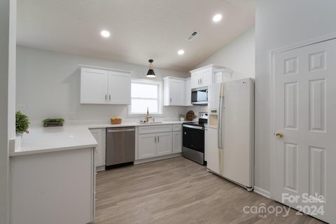 7504 Lady Liberty Lane sold home in Brighton, Charlotte, NC