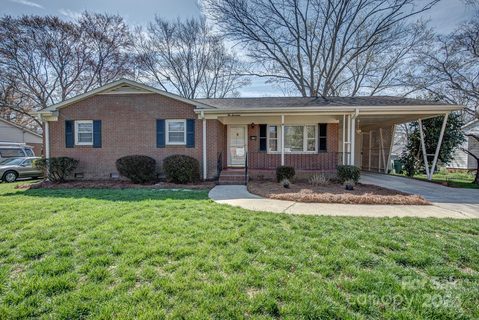 1017 Holly Drive