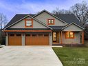 39 Lucy Lane sold home in Mills River, SC