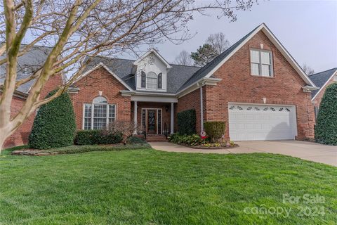 2954 Heritage Commons Lane sold home in Heritage Commons, Gastonia, NC