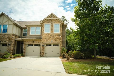 9627 Glenburn Lane