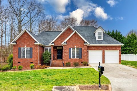 348 Quinn Road sold home in Park Place, Clover, SC