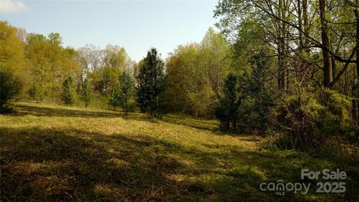 114 Highfield Court active lot in Twin Oaks, Shelby, NC