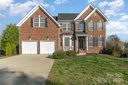 7949 Woodmere Drive sold home in Harrisburg, SC