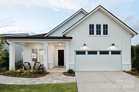 3498 Aleppo Avenue 0237
