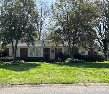 1420 Bevis Drive 5