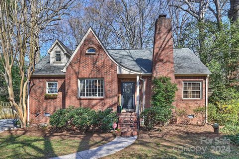 1327 Woodland Drive
