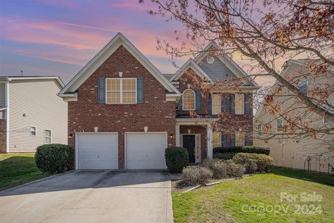 5822 Langwell Lane