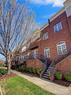 226 Harbour Place Drive sold condo in Harbour Place, Davidson, NC