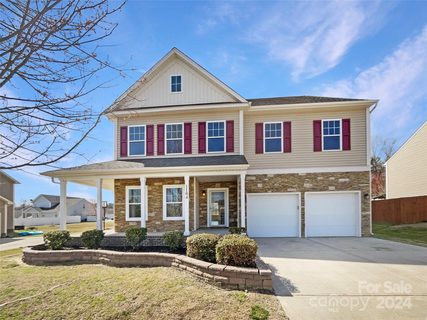 1104 Ellis Pond Drive