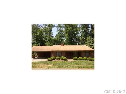196 Goodman Circle