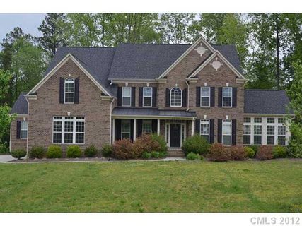 8238 Castlestone Drive sold home in Stonebridge, Mint Hill, NC