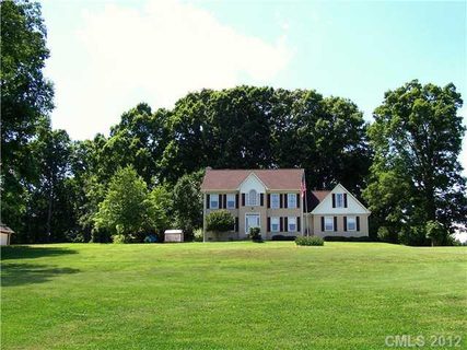 949 Meadowind Court sold home in Meadowind, Clover, SC