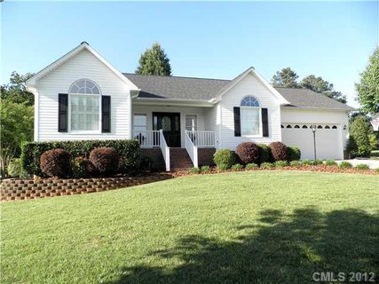 1607 Angela Court