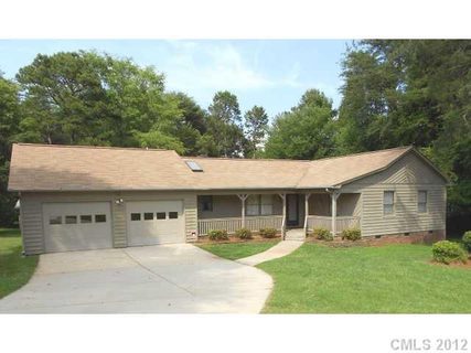 5138 Waterside Circle