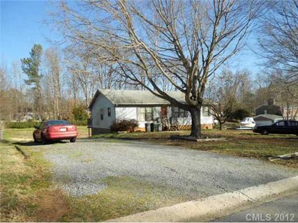 7440 Apple Creek Drive