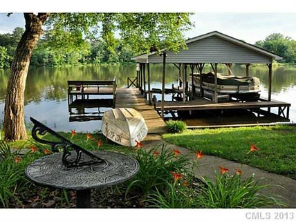 22218 Oakwood Road sold home in Oakwood Park, Albemarle, NC
