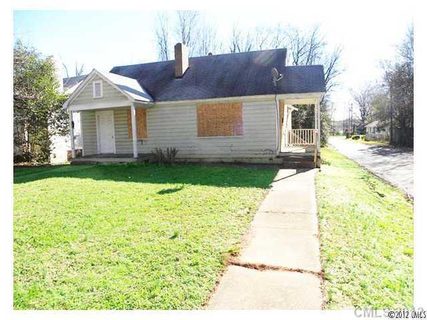 1021 State Street sold multi-family property in Summit View, Charlotte, NC