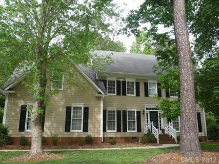 Previously sold for $358,900