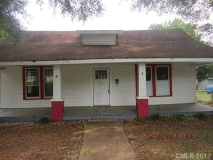 501 College Street