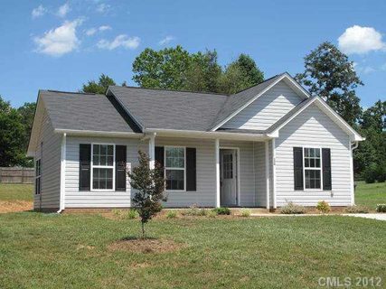 136 Swann Crossing Lane sold home in Swann Crossing, Statesville, NC