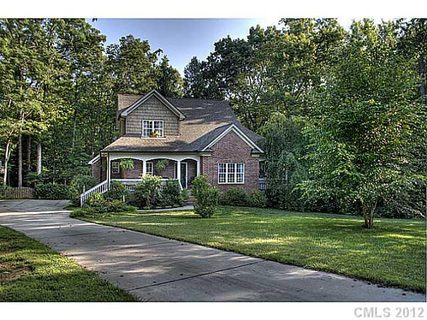 7521 Walnut Crest Drive sold home in Walnut Crest, Waxhaw, NC
