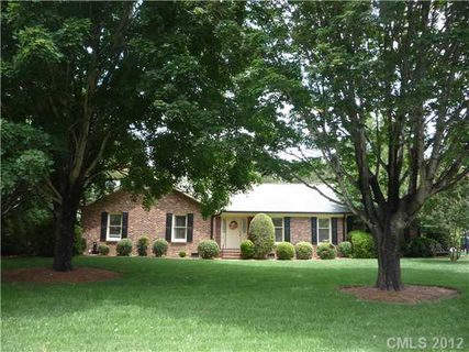 4333 Middle Stream Road sold home in Rolling Acres, Charlotte, NC