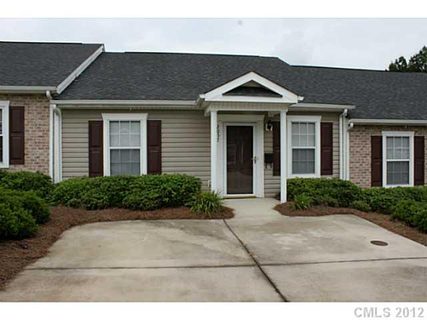 2057 Pin Oak Place